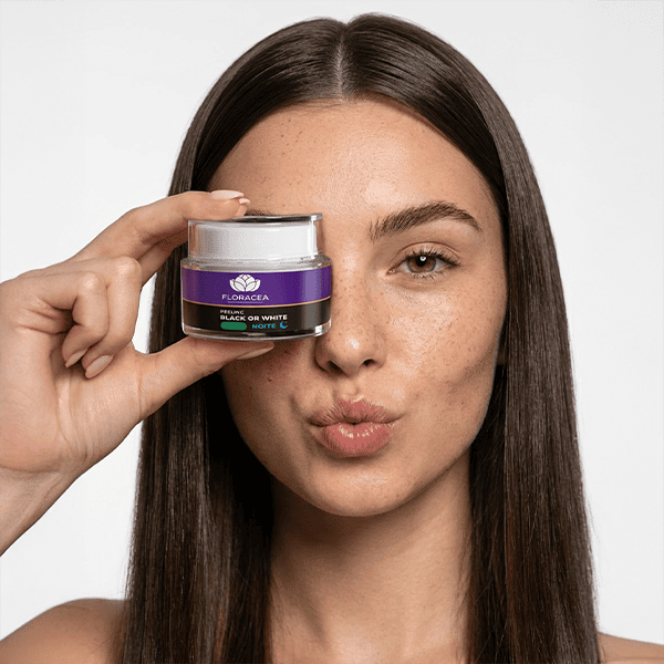 Black ou White - Clareador e Anti-aging - Noite 30g - imagem 2